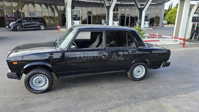 LADA (VAZ) 2107-16