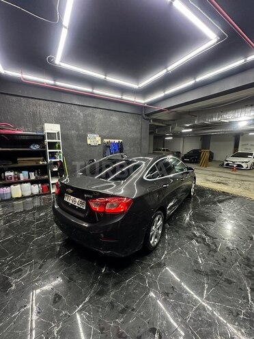 Chevrolet Cruze-6