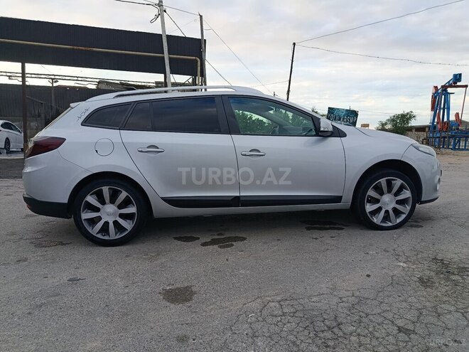 Renault Megane-5