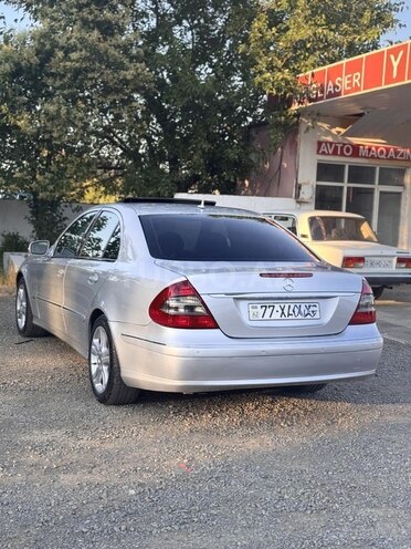 Mercedes E 220-4