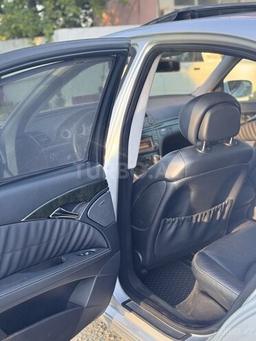 Mercedes E 220-6