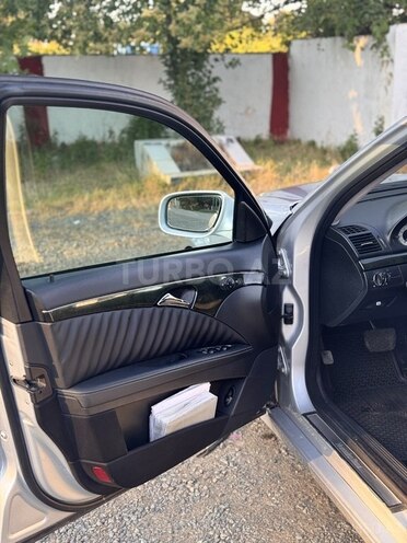 Mercedes E 220-5