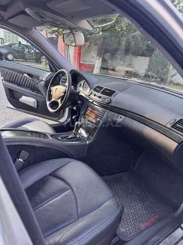 Mercedes E 220-9