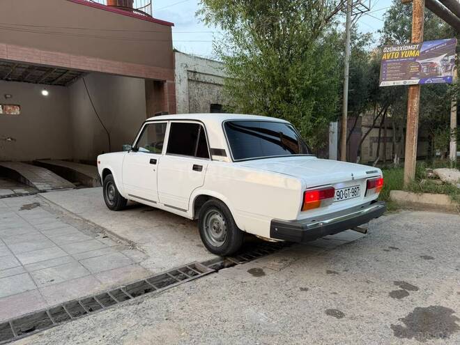LADA (VAZ) 2107-5