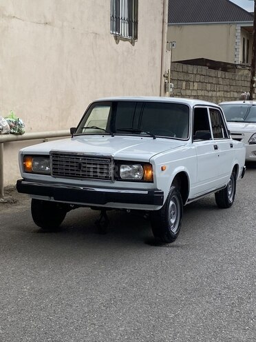 LADA (VAZ) 2107-1