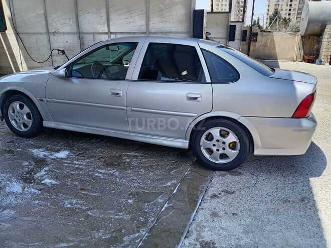 Opel Vectra-9