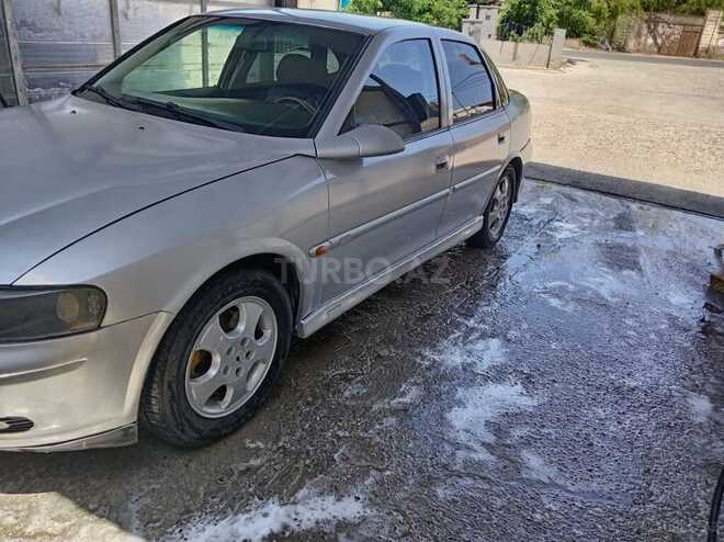 Opel Vectra-5