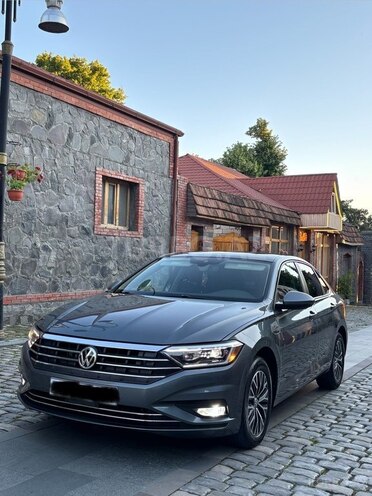 Volkswagen Jetta-3