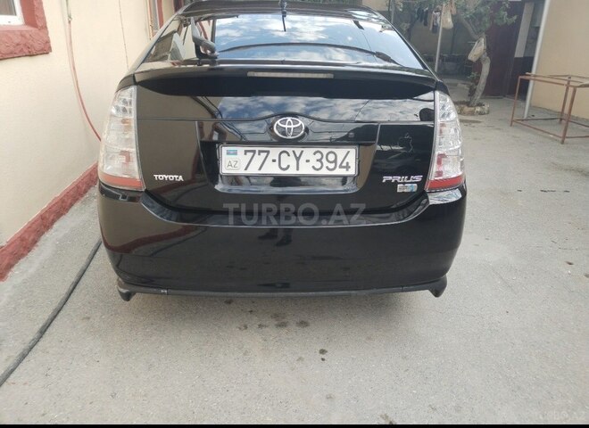 Toyota Prius-3