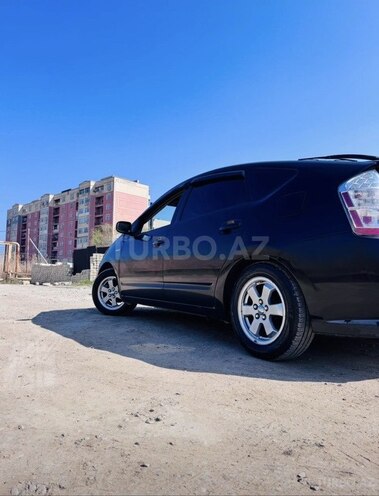 Toyota Prius-8