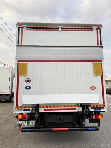 Mercedes Atego 818-4