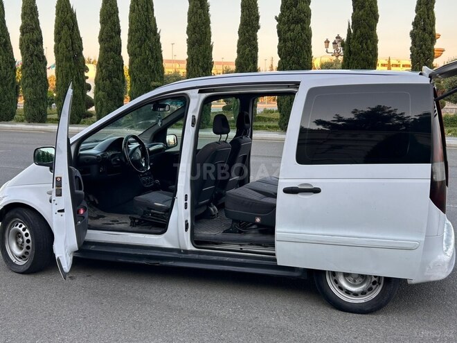 Mercedes Vaneo-4