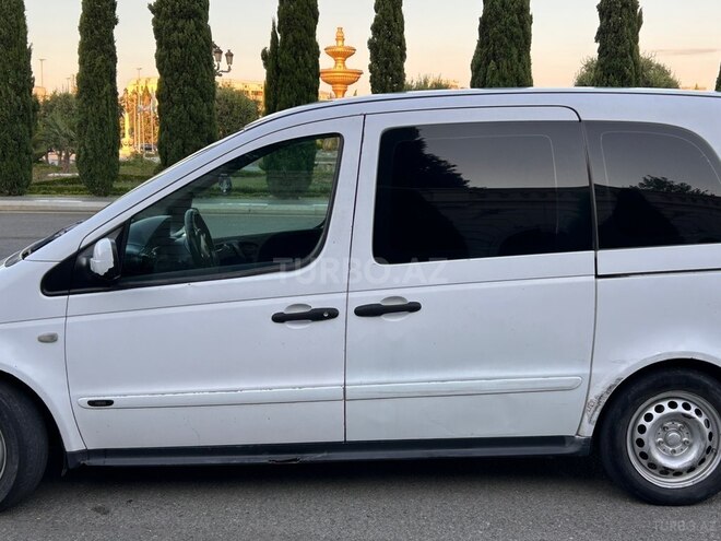 Mercedes Vaneo-7