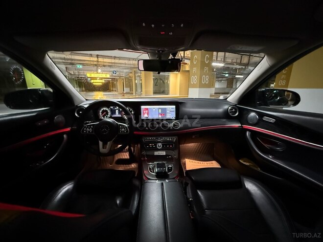 Mercedes E 220 d-10