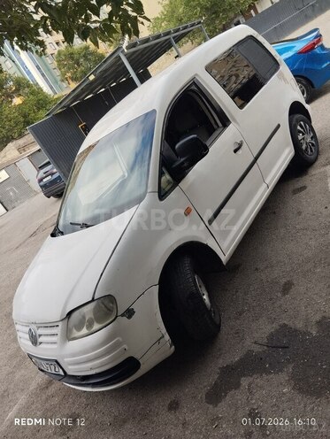 Volkswagen Caddy-2