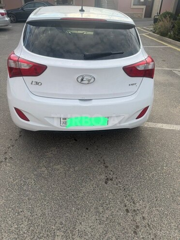 Hyundai i30-2