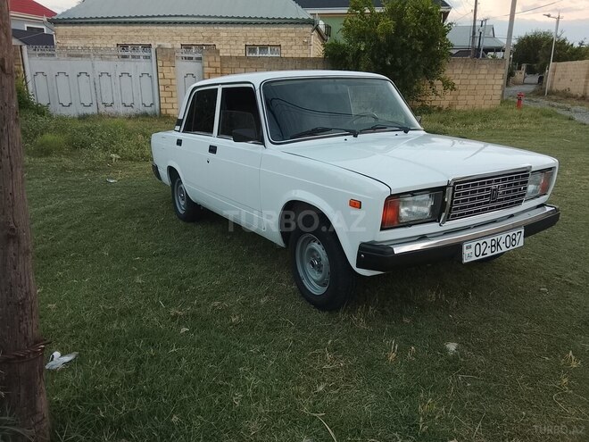LADA (VAZ) 2107-3