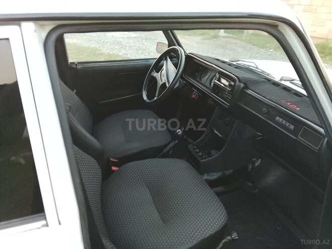 LADA (VAZ) 2107-15