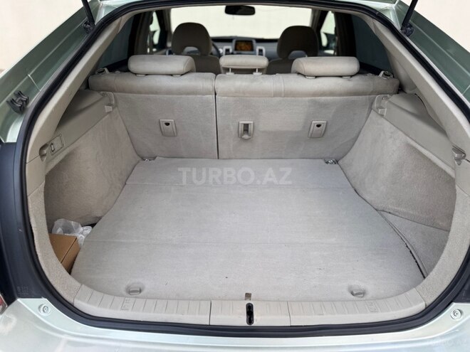 Toyota Prius-17