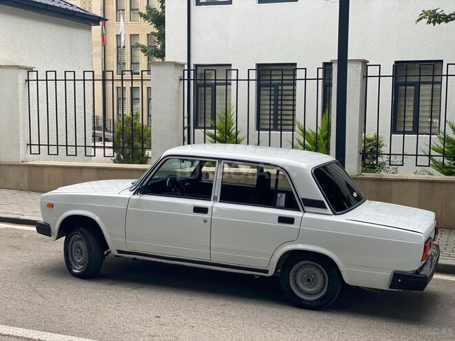 LADA (VAZ) 2107-8
