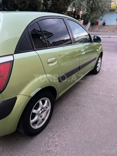 Kia Rio-2
