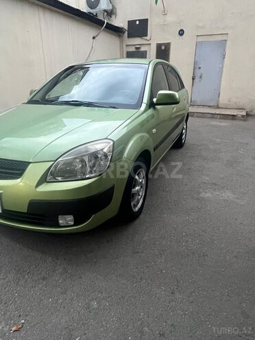 Kia Rio-4