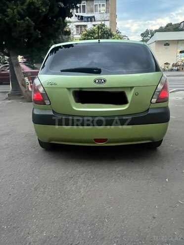 Kia Rio-13