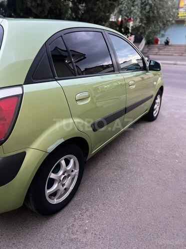 Kia Rio-7