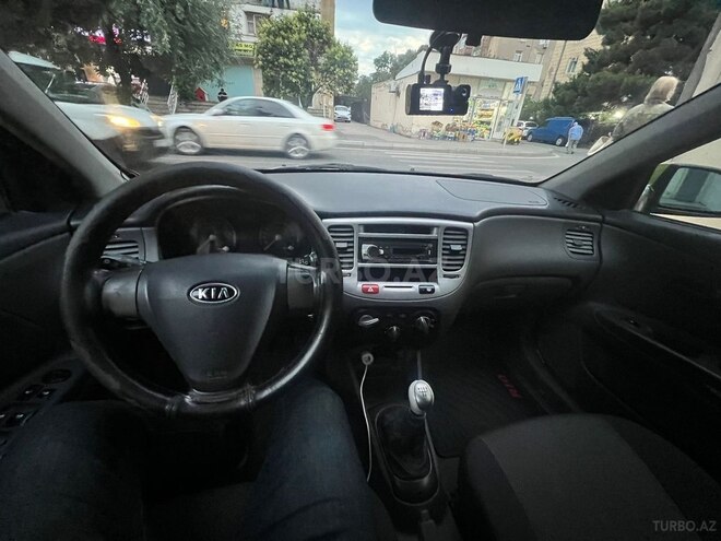 Kia Rio-14