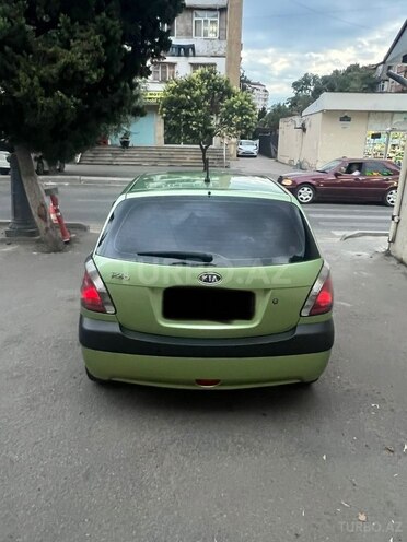 Kia Rio-16