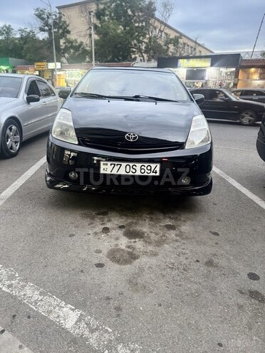 Toyota Prius-1