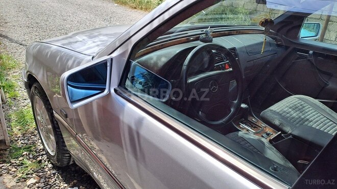 Mercedes C 240-6
