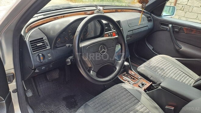 Mercedes C 240-9