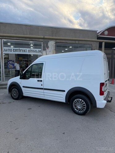 Ford Tourneo Connect-3
