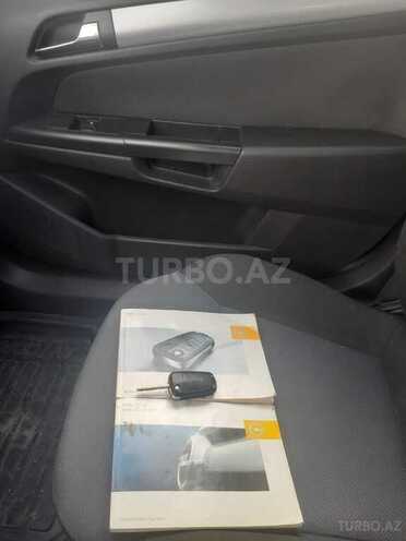 Opel Astra-11