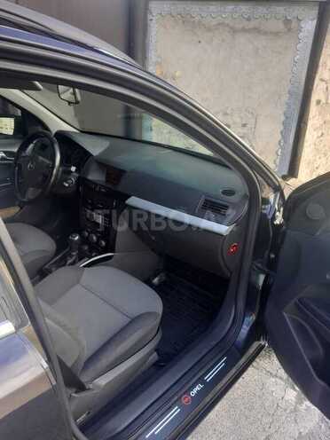 Opel Astra-10