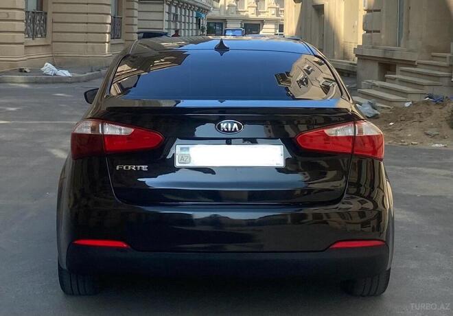 Kia Forte-2