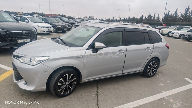 Toyota Corolla Fielder-9