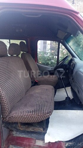 Ford Transit-2