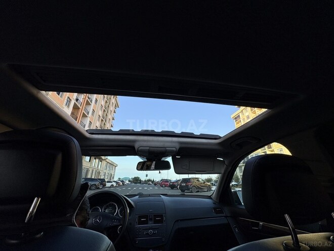 Mercedes C 300 4MATIC-15