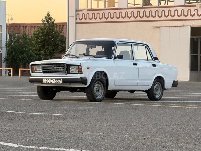 LADA (VAZ) 2107-4