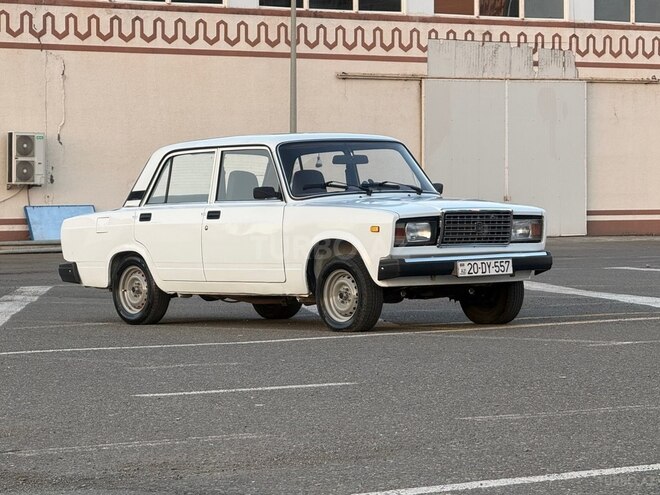 LADA (VAZ) 2107-5