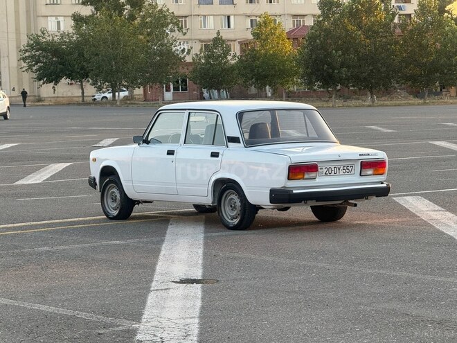 LADA (VAZ) 2107-11