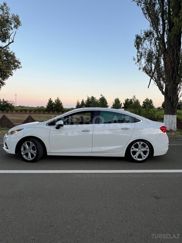 Chevrolet Cruze-16