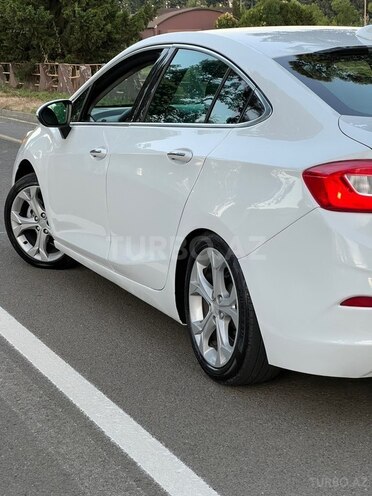 Chevrolet Cruze-6