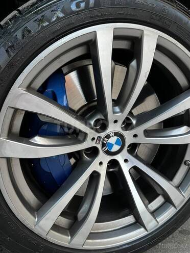 BMW X5-7