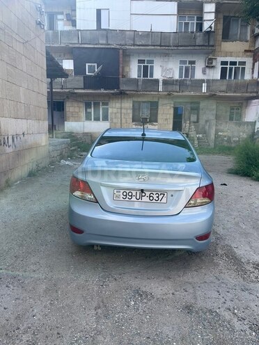Hyundai Accent-18