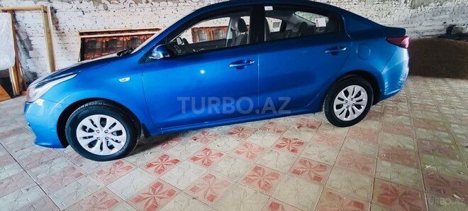 Kia Rio-9