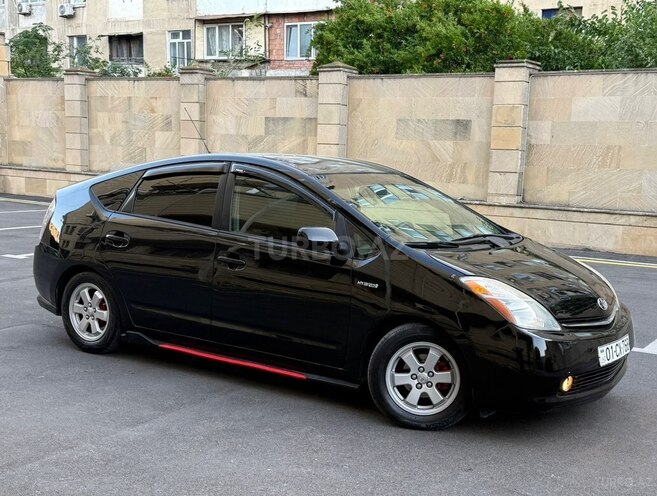 Toyota Prius-8