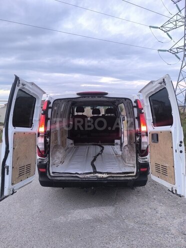 Mercedes Vito-8
